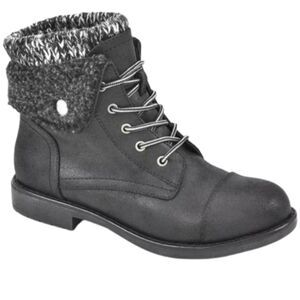 New Cliffs by White Mountain Women's Duena Booties Size 11W